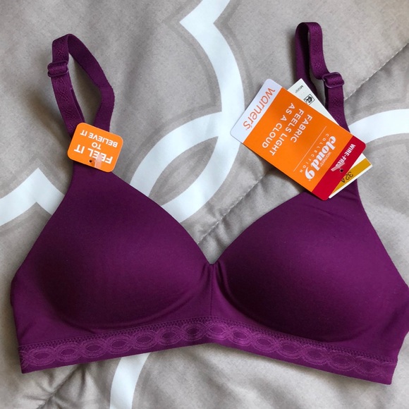 Warner's Other - NWT Wire Free Bra